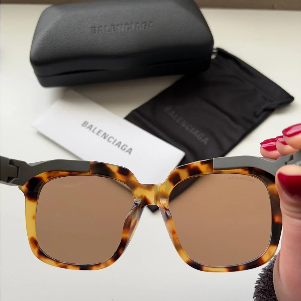 Balenciaga 55 mm square sunglasses, brand new
